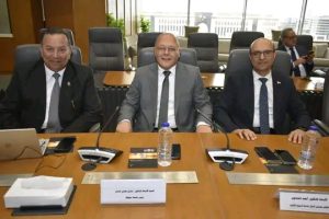 رئيس جامعة سوهاج يشارك في اجتماع مجلس الجامعات الأهلية بالعاصمة الادارية الجديدة