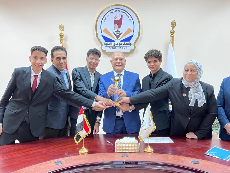 النعماني يُتوج كلية الهندسة بلقب الموسم الأول من “عباقرة جامعة سوهاج الأهلية